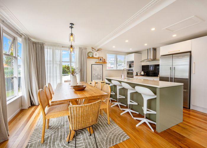  at 12 Shipton Place, Blockhouse Bay, Auckland City, Auckland