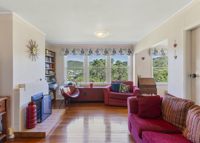  at 17 Montgomery Avenue, Karori, Wellington