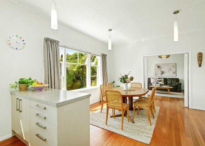  at 5 Totara Road, Miramar, Wellington