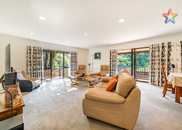  at 138 Tirohanga Road, Tirohanga, Lower Hutt