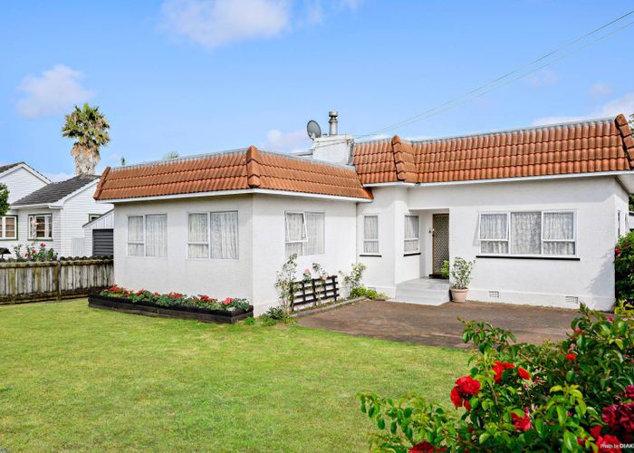  at 38 Fairview Road, Papatoetoe, Auckland