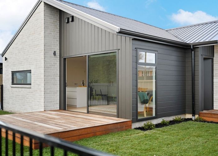  at 1/112 Beerescourt Road, Beerescourt, Hamilton, Waikato