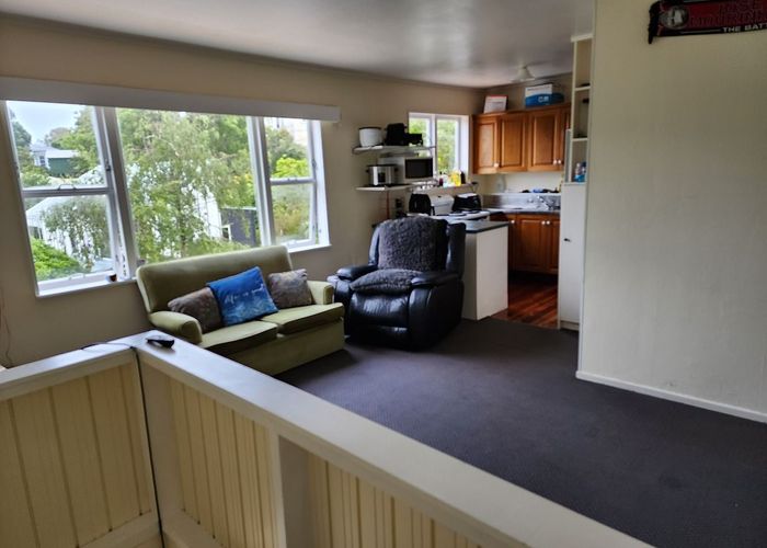  at Lower Flat/10A Norna Crescent, Kelburn, Wellington, Wellington