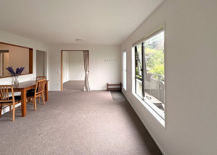  at 6B Gill Road, Lowry Bay, Lower Hutt, Wellington