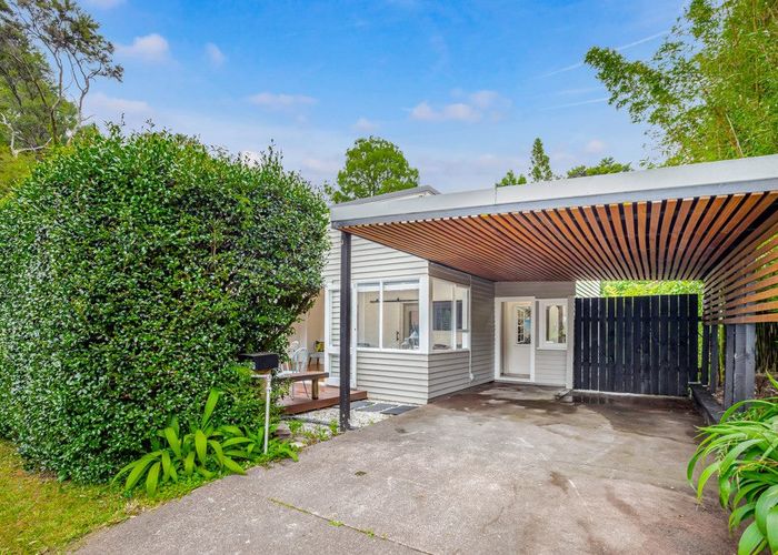  at 537 South Titirangi Road, Titirangi, Auckland