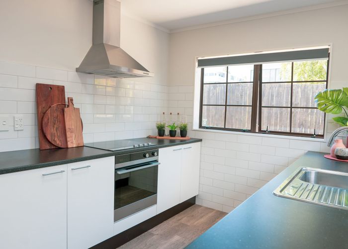  at 1/50 Wellington Street, Howick, Auckland