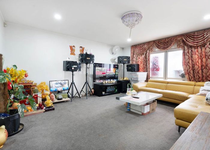  at 104 Chapel Road, Flat Bush, Manukau City, Auckland