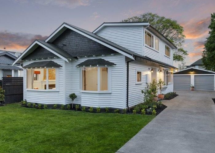  at 17 Searells Road, Strowan, Christchurch