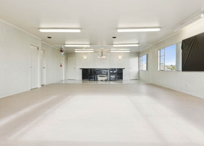  at 829 Chapel Road, Shamrock Park, Howick, Manukau City, Auckland