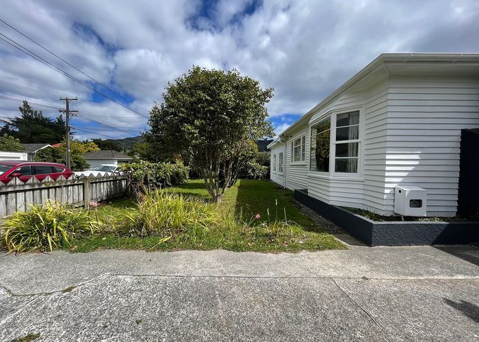  at 4 Gibbs Crescent, Wainuiomata, Lower Hutt, Wellington