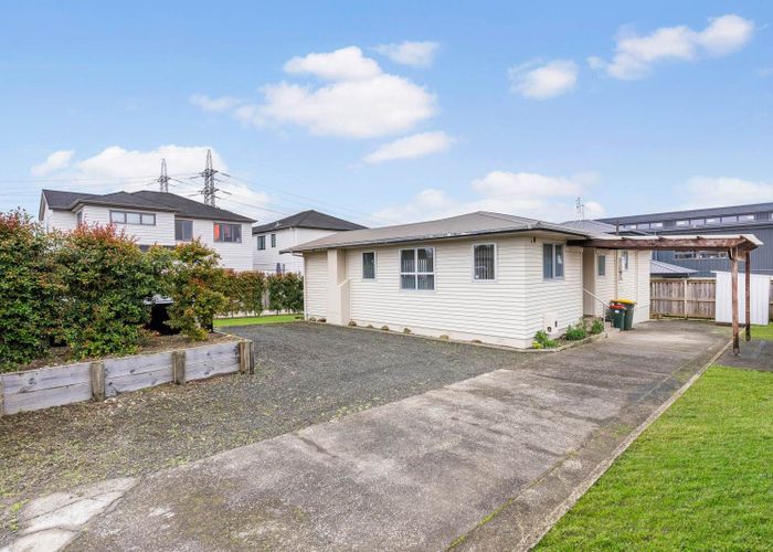  at 10A Bass Road, Albany, North Shore City, Auckland