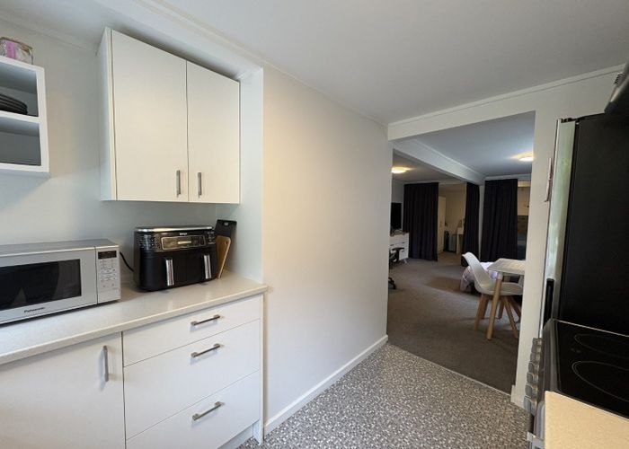  at 4/9 Bellevue Road, Mount Eden, Auckland City, Auckland