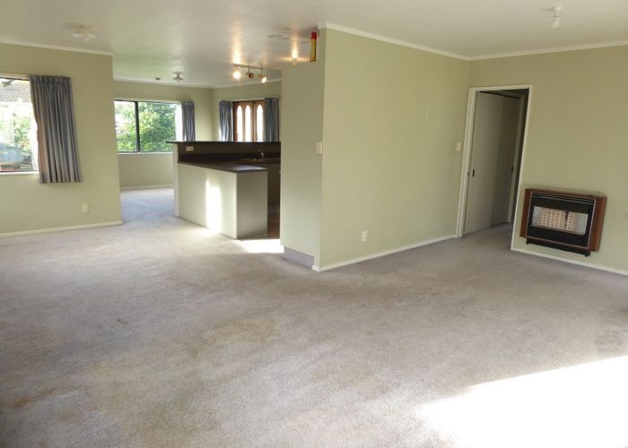  at 32 Dalfield Place, Highbury, Palmerston North