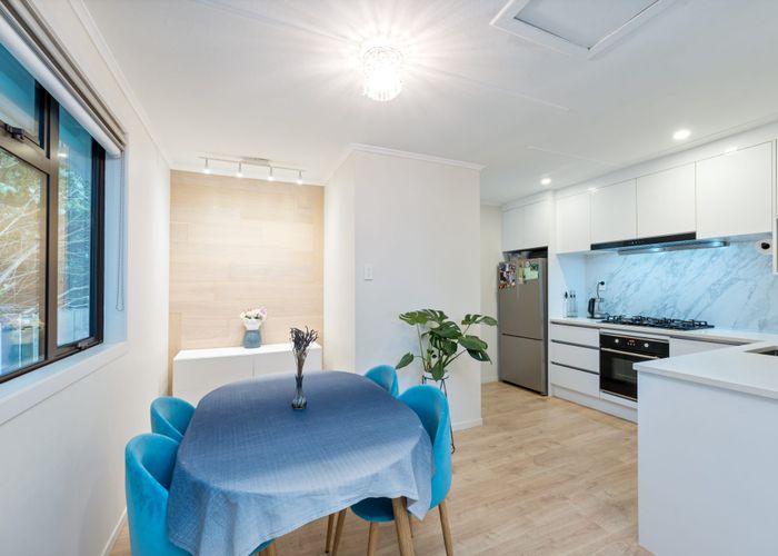  at 12 Pomaria Road, Henderson, Auckland