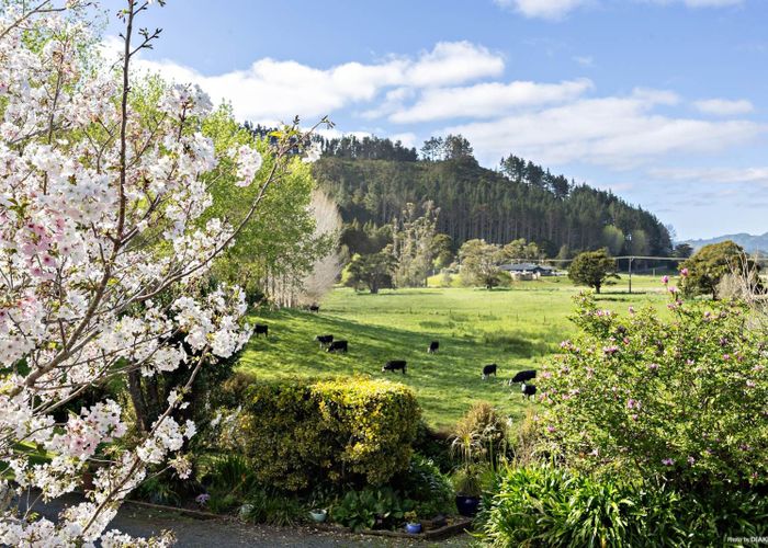  at 37 Matthew Road, Kaipara Flats, Warkworth