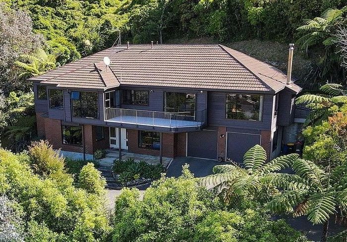  at 42 Peterhouse Street, Tawa, Wellington