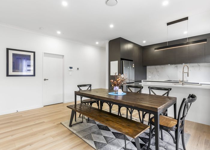  at 28 Drumconnell Drive, Flat Bush, Auckland