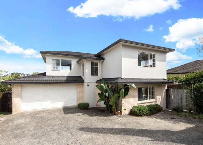  at 3A San Luis Place, Golflands, Auckland