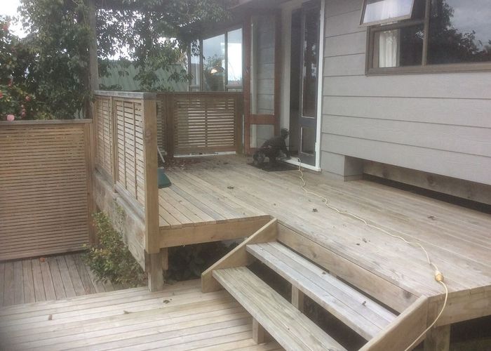  at 2/20 Grand Drive, Remuera, Auckland