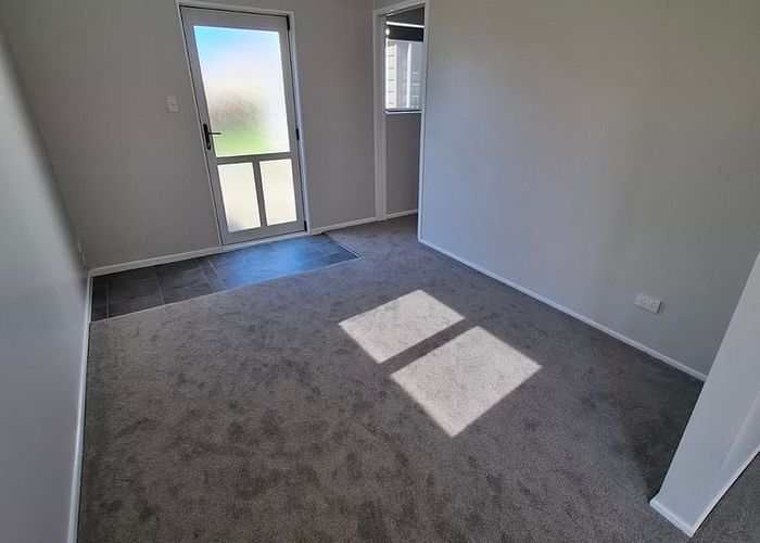  at 69 Maplesden Drive, Clendon Park, Manukau City, Auckland