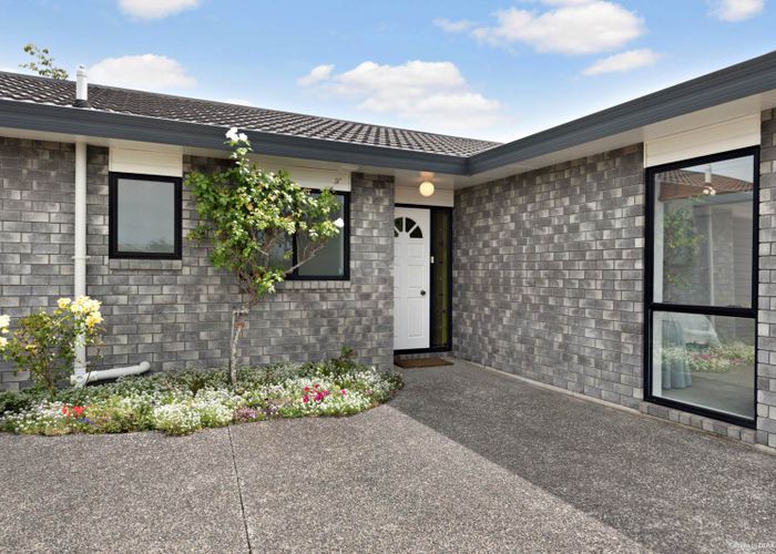  at 75 Sturges Road, Henderson, Auckland
