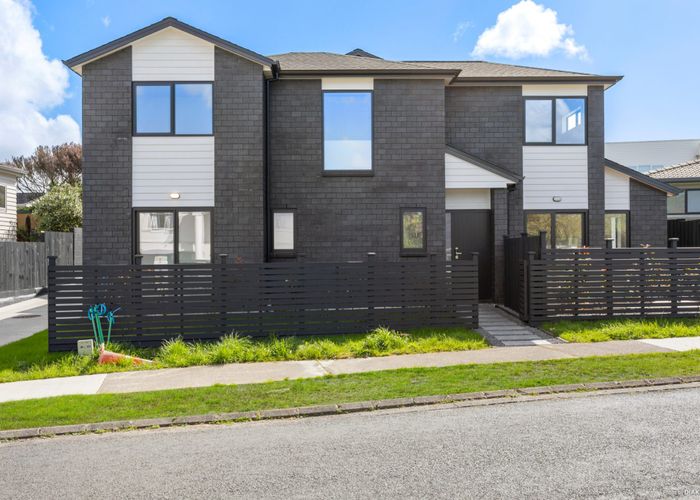  at 4 Kyeemagh Street, Botany Downs, Manukau City, Auckland