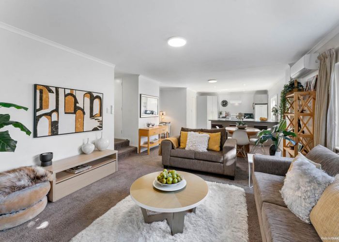  at 1 Kelly Place, Cockle Bay, Auckland