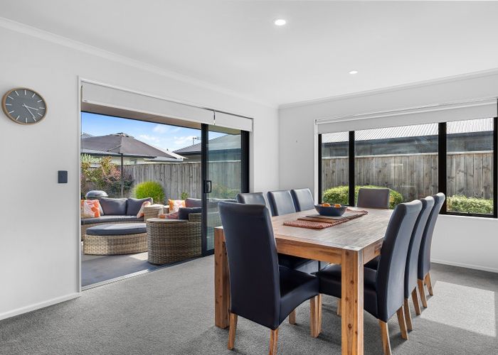  at 14 Hart Road, Richmond, Richmond