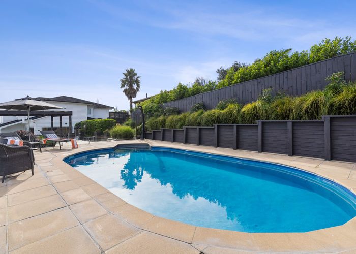  at 6 Crossland Place, Maraetai, Manukau City, Auckland