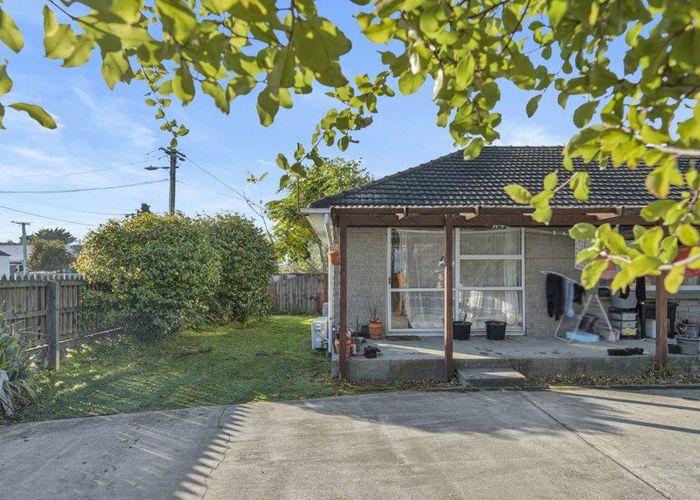  at 1,2,3/30 London Street, Richmond, Christchurch City, Canterbury