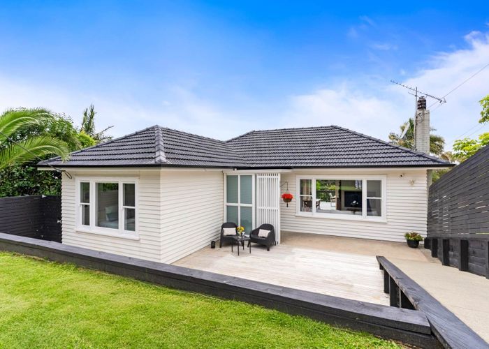  at 5A Lake Road, Northcote, North Shore City, Auckland