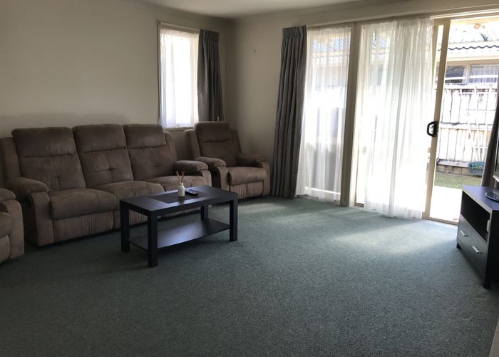  at 8 Grevillea Place, Melville, Hamilton
