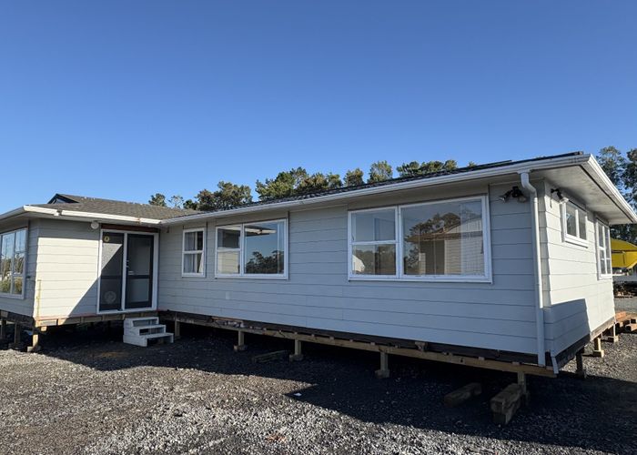  at West Harbour, Waitakere City, Auckland