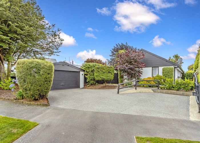  at 5 Kaputone Place, Belfast, Christchurch
