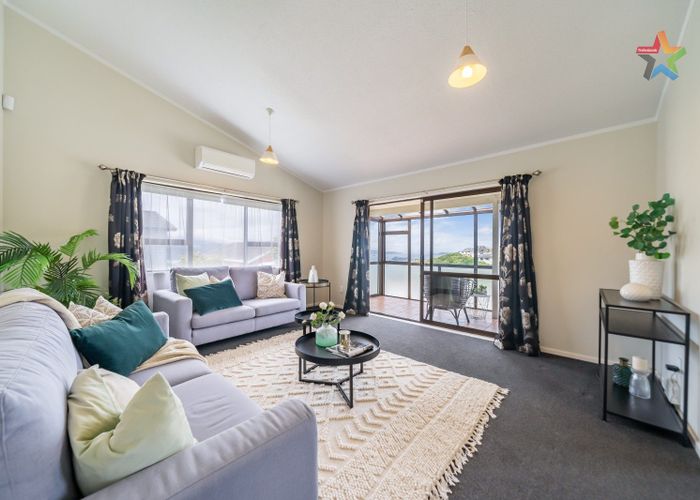  at 284 Maungaraki Road, Maungaraki, Lower Hutt