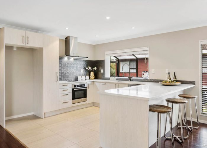  at 9 Scorpio Place, Windsor Park, Auckland