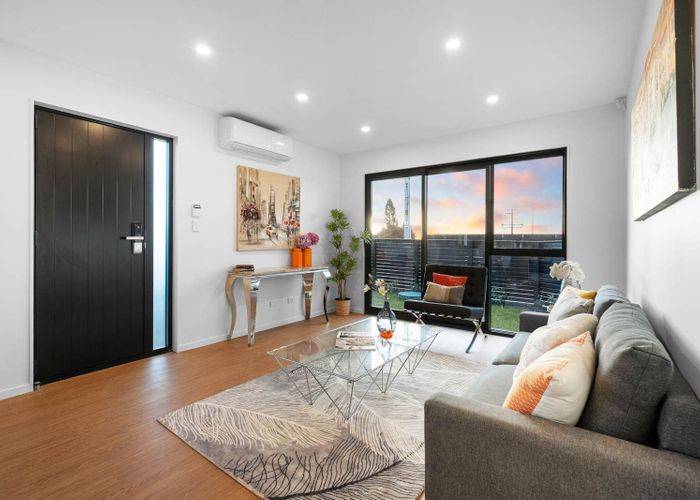  at 37A Flanshaw Road, Te Atatu South, Waitakere City, Auckland
