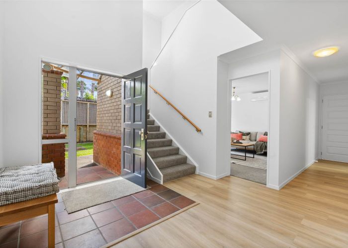  at 26 Amherst Place, Albany, North Shore City, Auckland