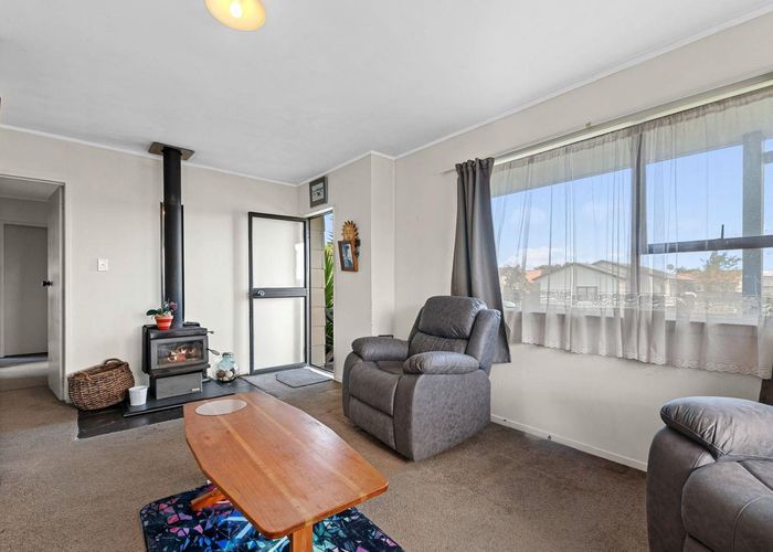  at 76A Pohutukawa Drive, Owhata, Rotorua