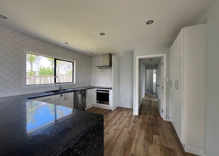  at 14 Sabana Place, Unsworth Heights, North Shore City, Auckland