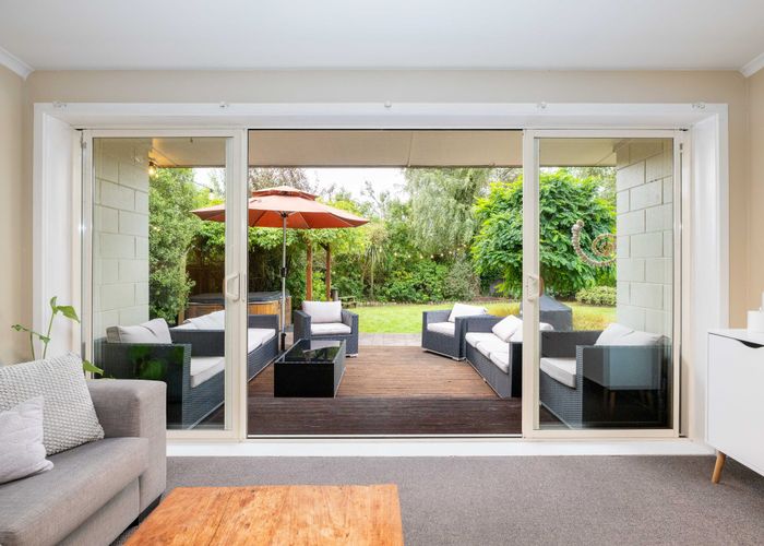  at 152A Beach Road, North New Brighton, Christchurch