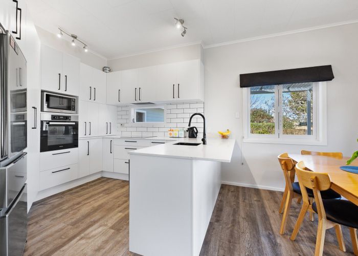  at 8 Oriental Street, Welbourn, New Plymouth, Taranaki