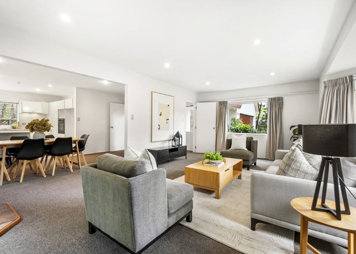  at 37E Uppingham Crescent, Hillcrest, North Shore City, Auckland