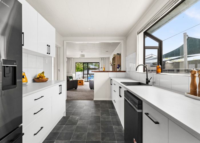  at 708 Grove Road, Mayfair, Hastings
