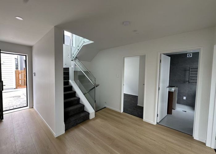  at 5/1229 New North Rd, Avondale, Auckland City, Auckland