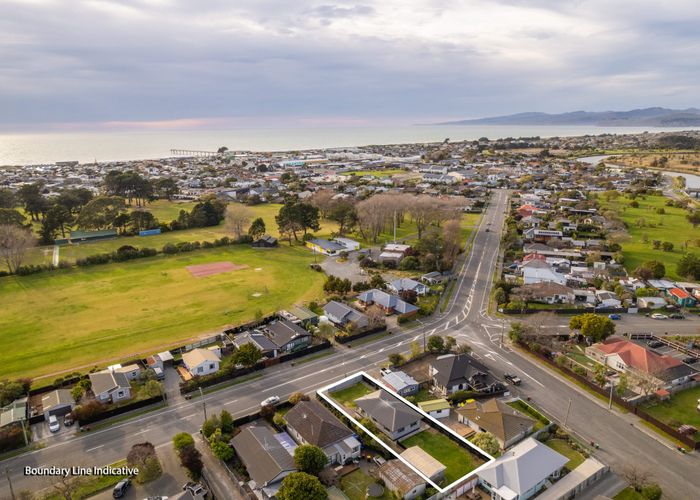  at 330 Keyes Road, New Brighton, Christchurch