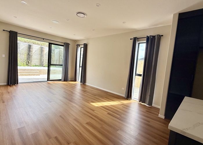  at 34 Grand Ridge Ave, Flat Bush, Manukau City, Auckland