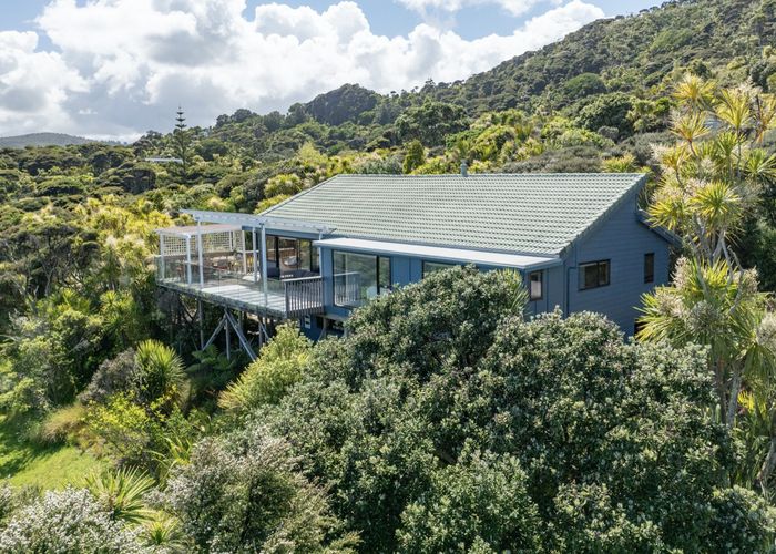  at 109 Seaview Road, Piha, Waitakere City, Auckland