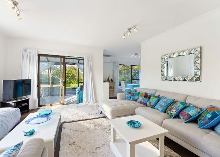  at 23 Reeves Street, Waikanae Beach, Waikanae