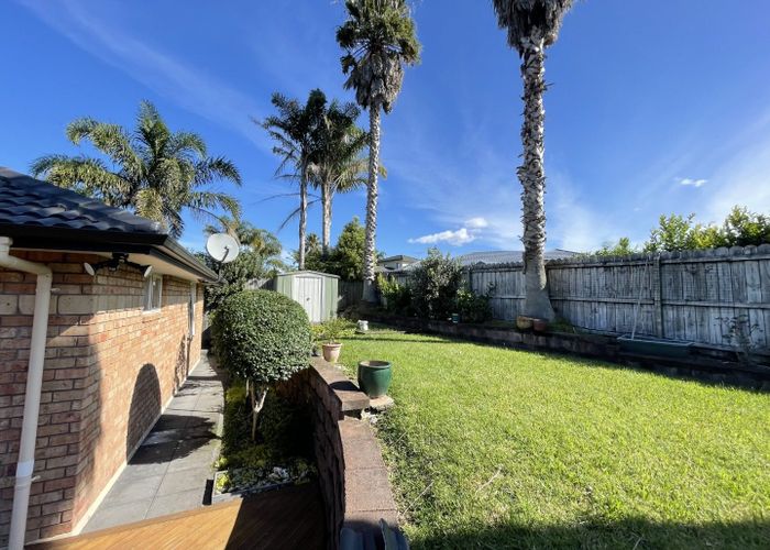 at 83 Te Wharau Drive, Greenhithe, North Shore City, Auckland